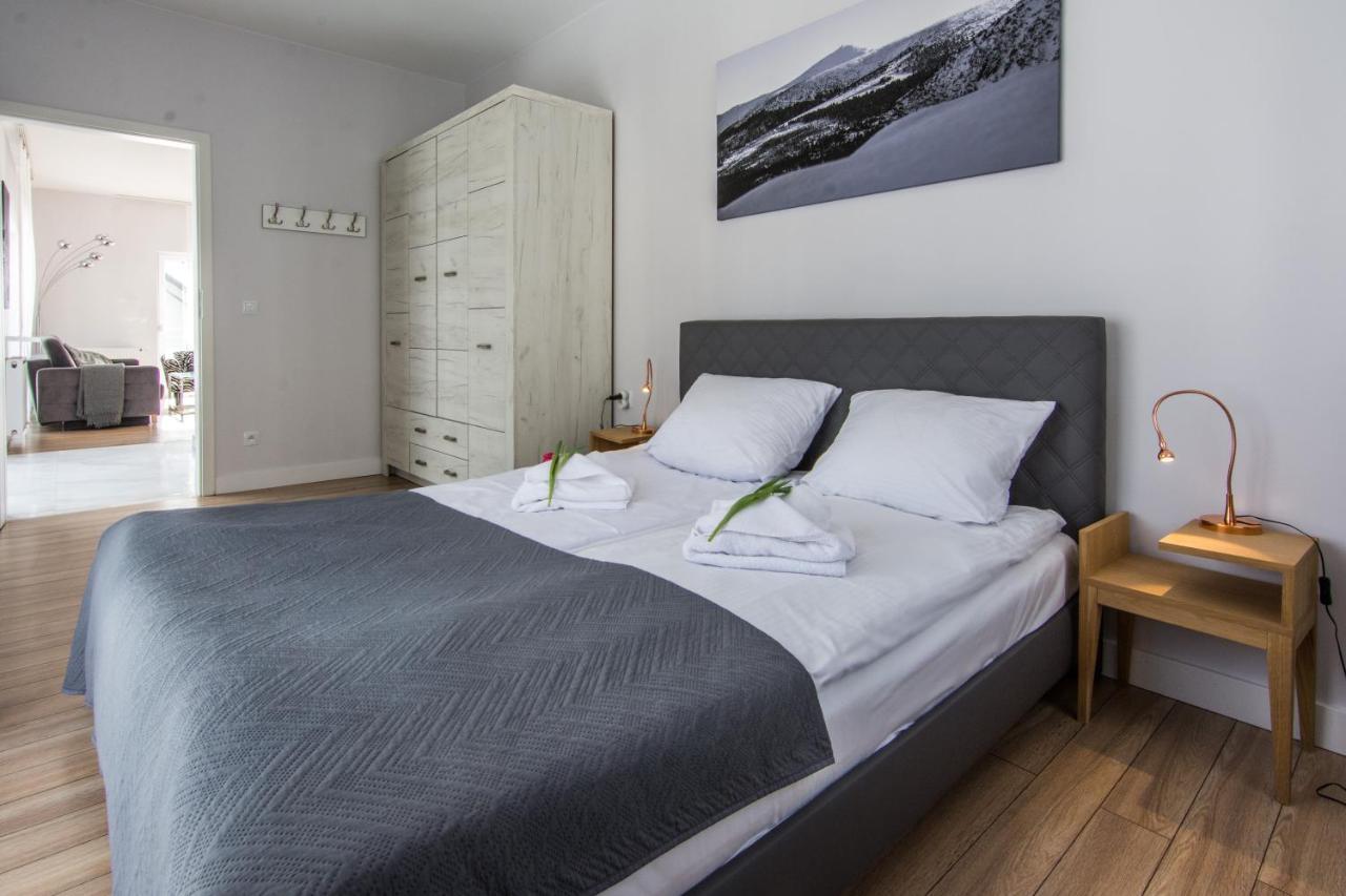 Apartment Izerskie - Ul. Zakopianska 22 *